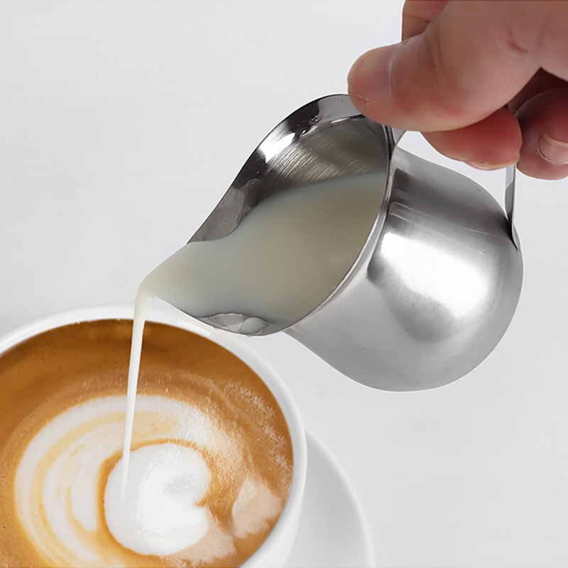 إبريق كريمة من الفولاذ المقاوم - مراجعة Barista Milk Jug وسعره